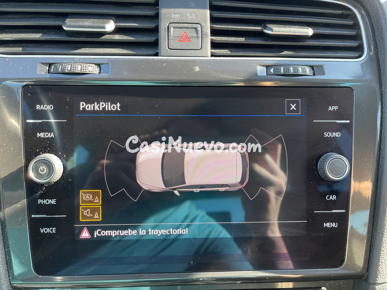 Volkswagen Golf Advance - foto 18