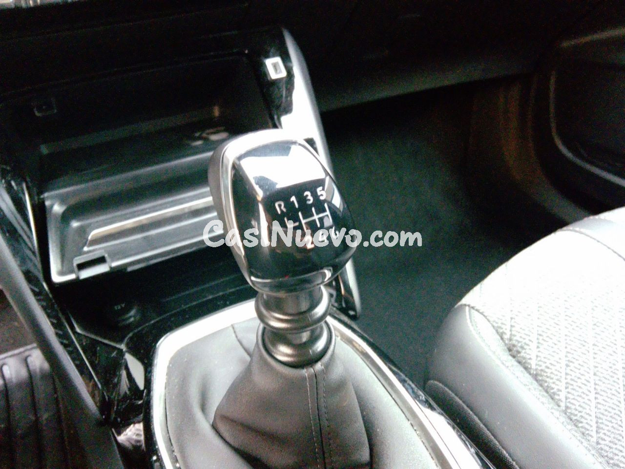 Peugeot 2008 Allure - foto 12