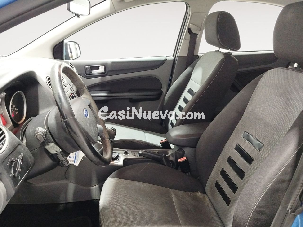 Ford Focus Trend - foto 9