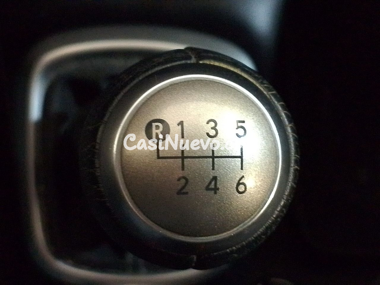 Toyota Yaris Advance - foto 13