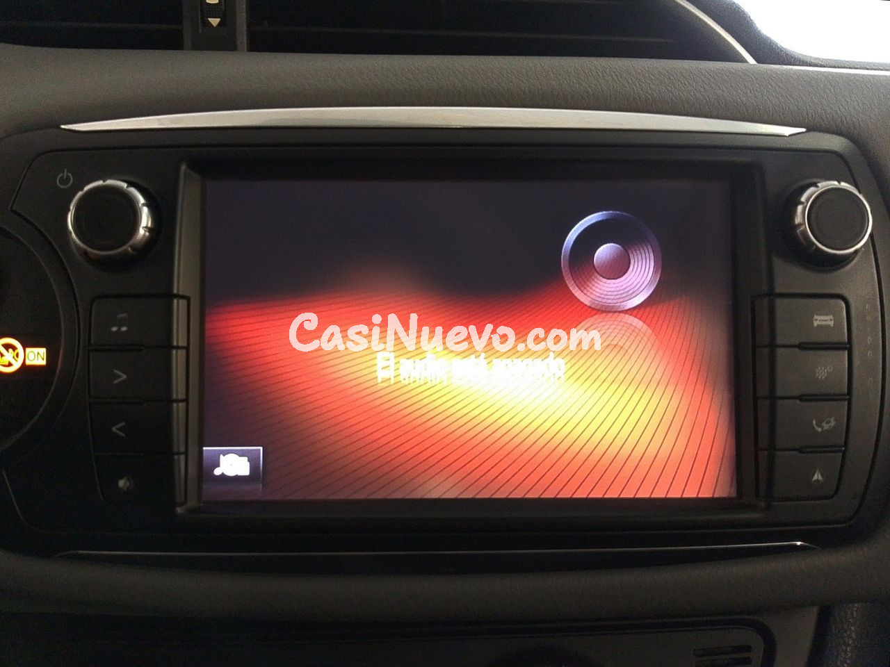 Toyota Yaris Advance - foto 15