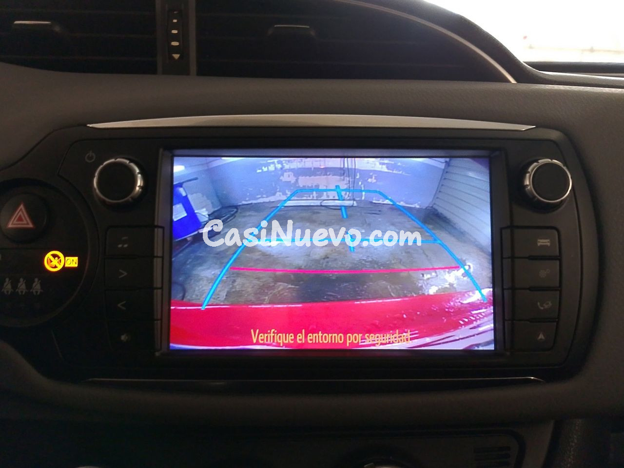 Toyota Yaris Advance - foto 18