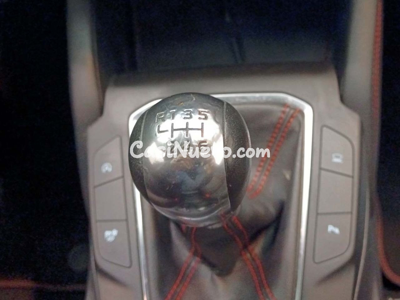 Ford Kuga ST-Line - foto 13