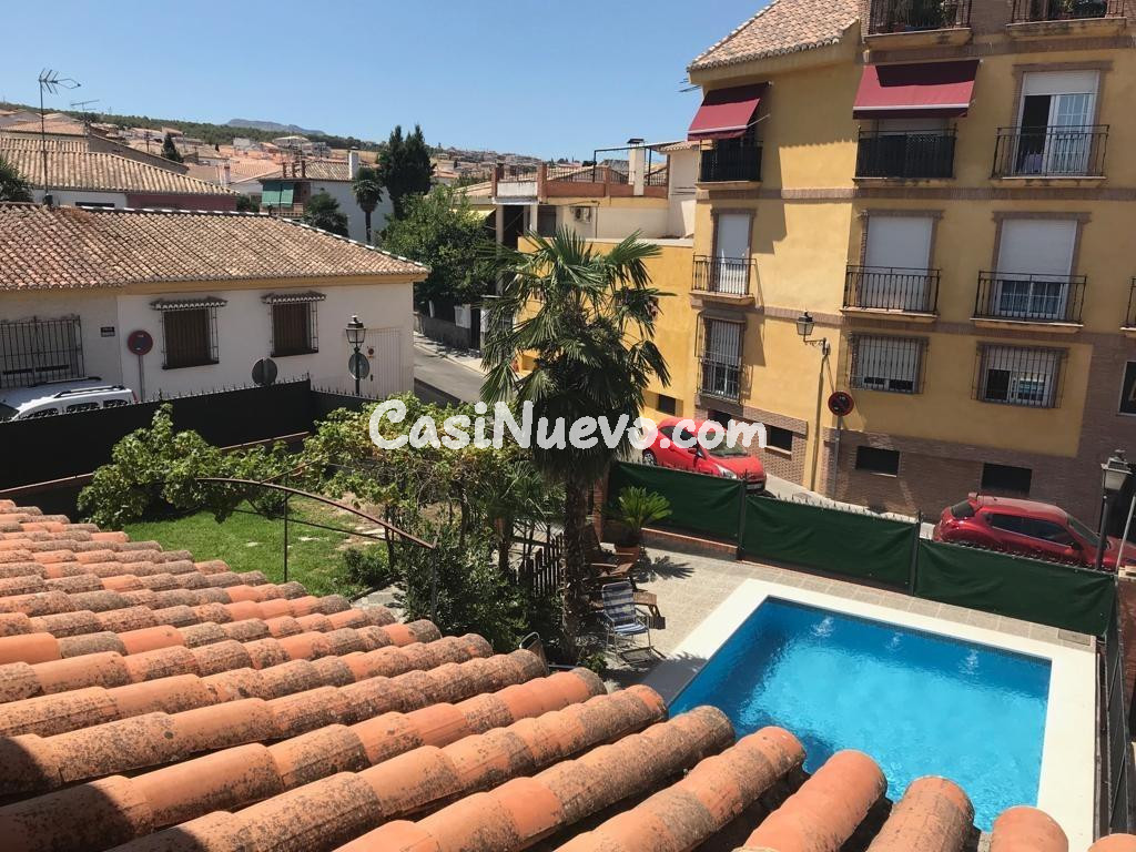 INVERSIÓN!!! GRAN CHALET EN PLENO CENTRO DE LA ZUBIA!!! - foto 9