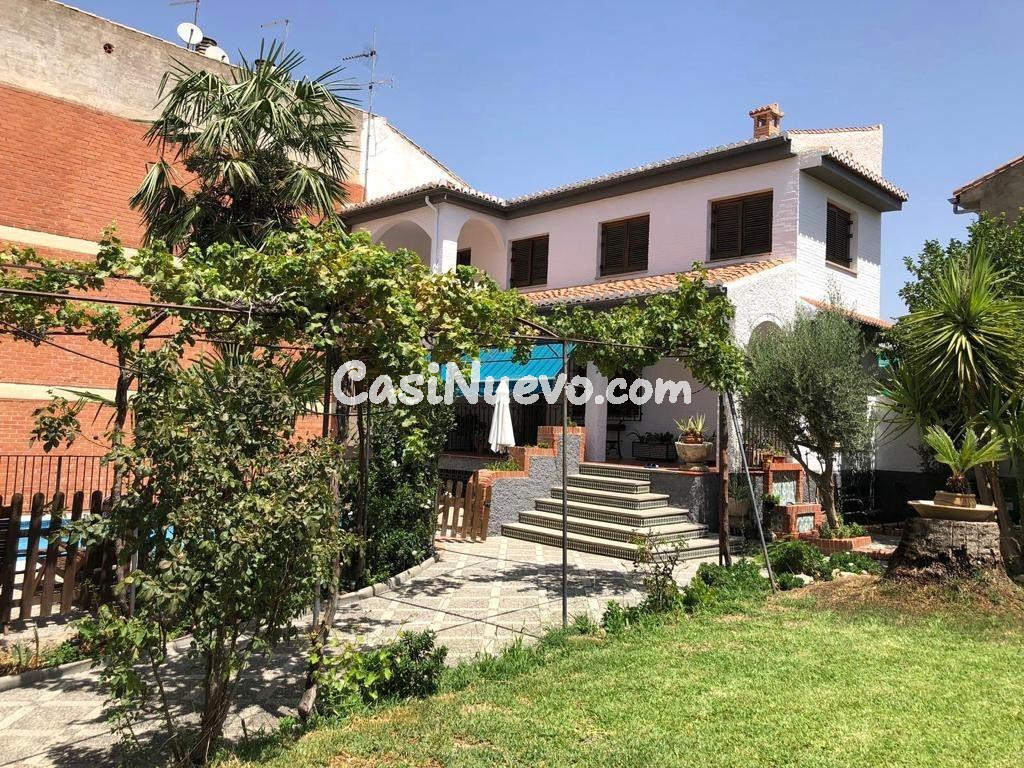 INVERSIÓN!!! GRAN CHALET EN PLENO CENTRO DE LA ZUBIA!!! - foto 26