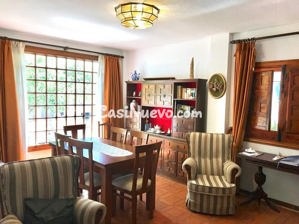 INVERSIÓN!!! GRAN CHALET EN PLENO CENTRO DE LA ZUBIA!!! - foto 30