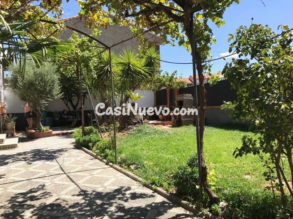 INVERSIÓN!!! GRAN CHALET EN PLENO CENTRO DE LA ZUBIA!!! - foto 33