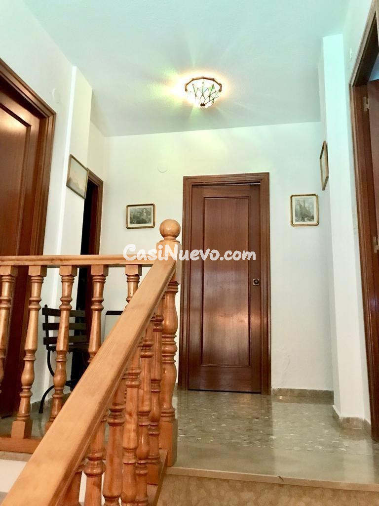 INVERSIÓN!!! GRAN CHALET EN PLENO CENTRO DE LA ZUBIA!!! - foto 36