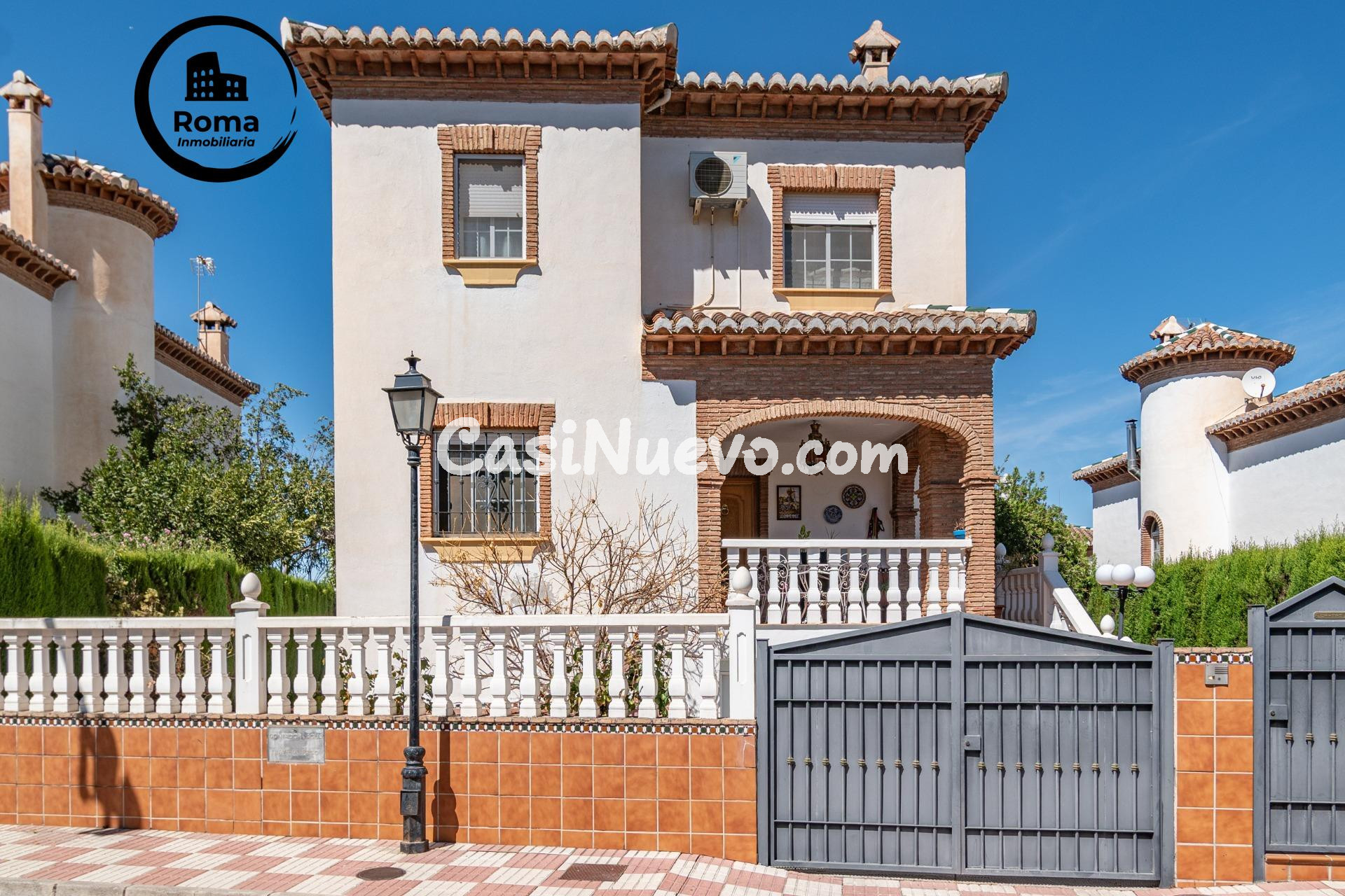 Impresionante Chalet en La Zubia Piscina y Espacios Amplios - foto 5