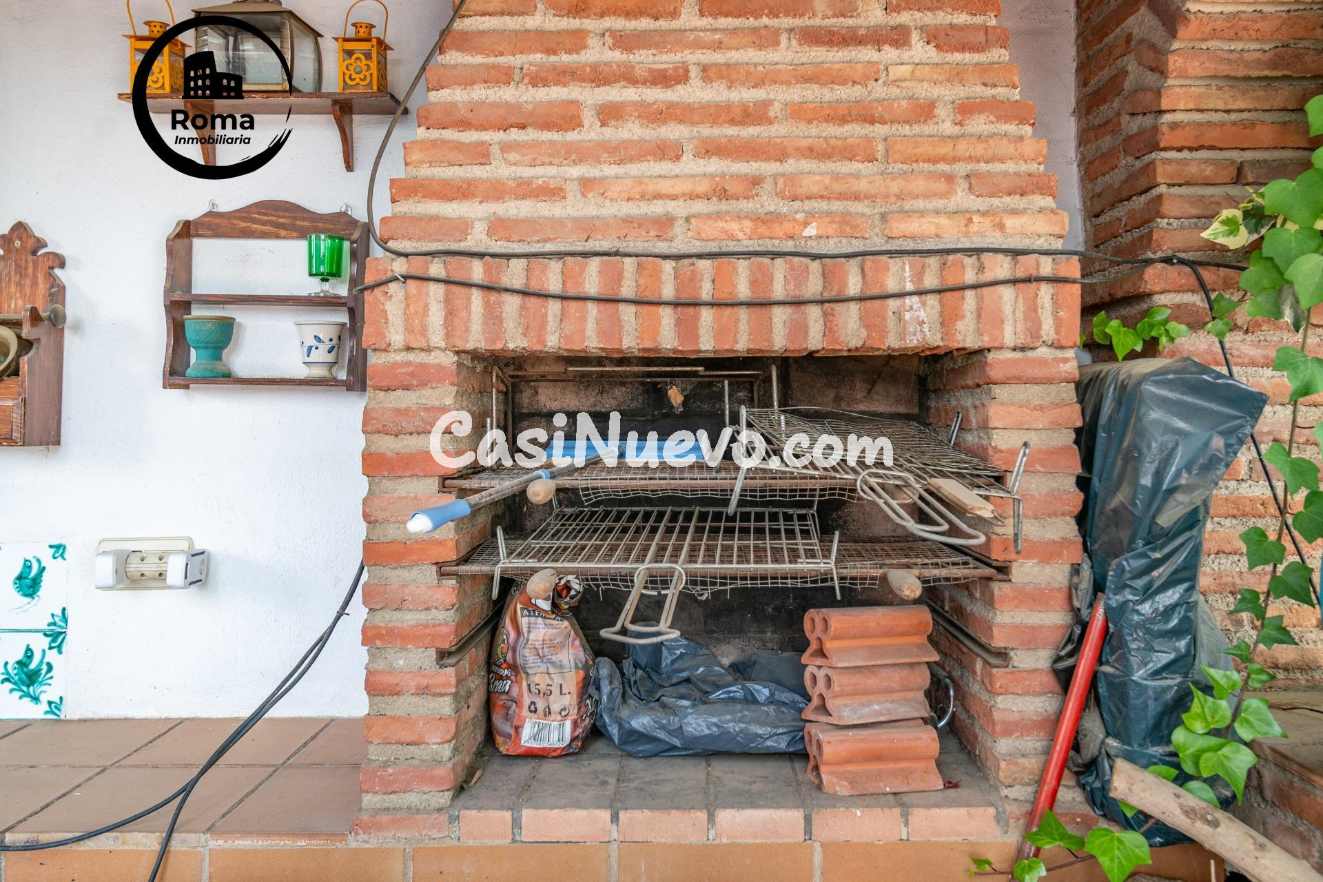 Impresionante Chalet en La Zubia Piscina y Espacios Amplios - foto 12