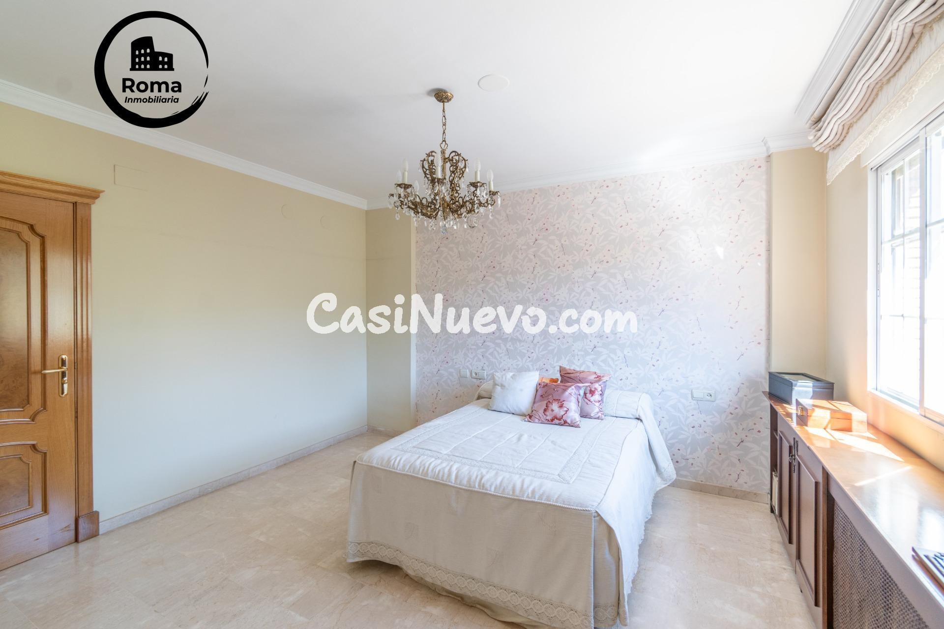 Impresionante Chalet en La Zubia Piscina y Espacios Amplios - foto 31