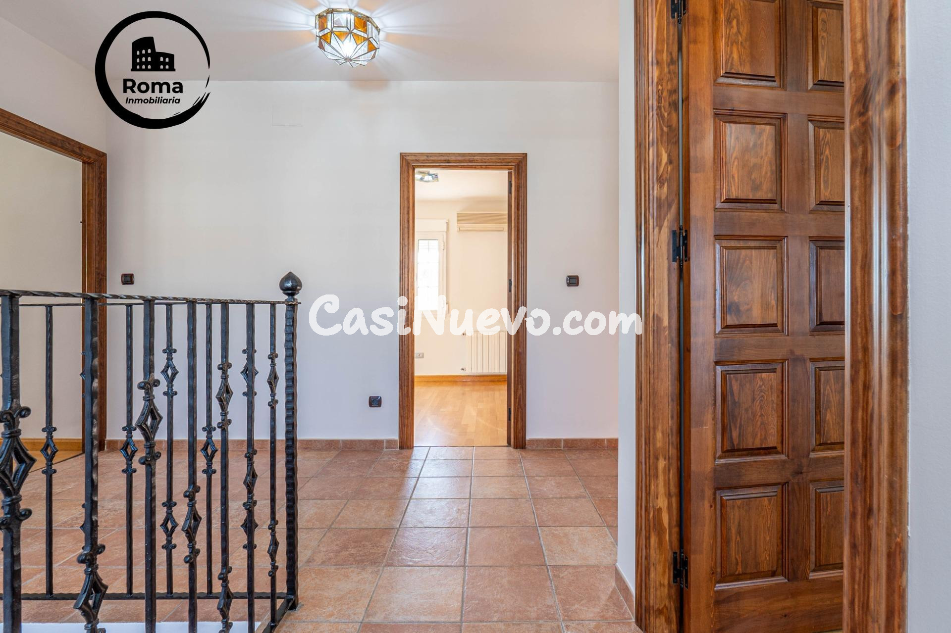 Chalet de 505 m2 construidos con piscina y jardines. 5 dormi - foto 33