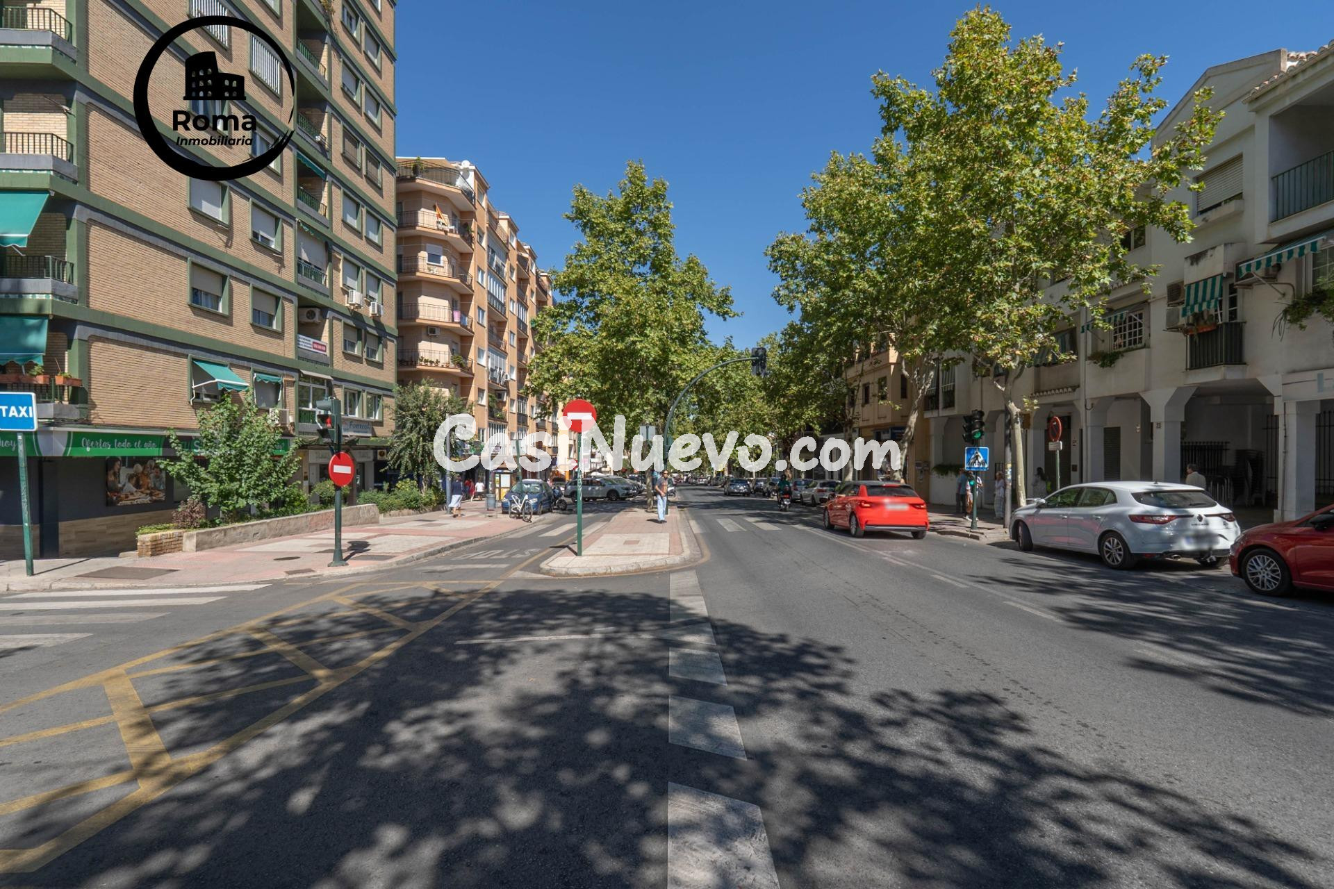 Precioso piso de 90 m2 con 3 dormitorios y terraza junto a A - foto 3