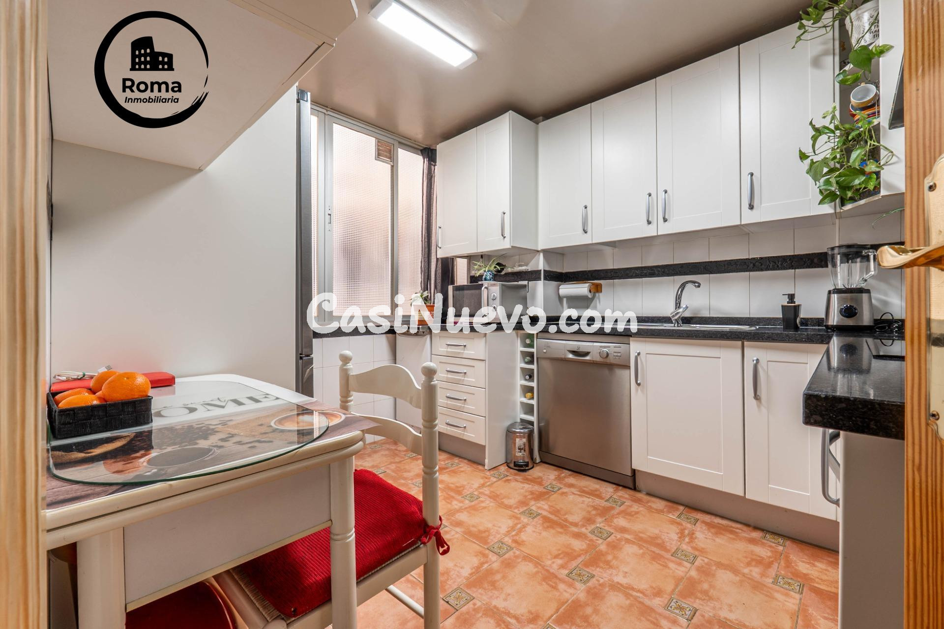 Precioso piso de 90 m2 con 3 dormitorios y terraza junto a A - foto 9