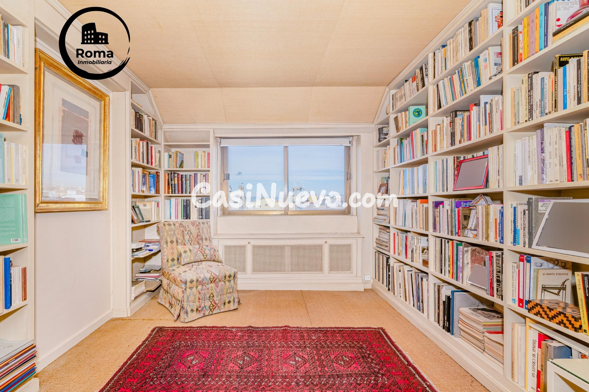 Ático céntrico espacioso con vistas despejadas - foto 10