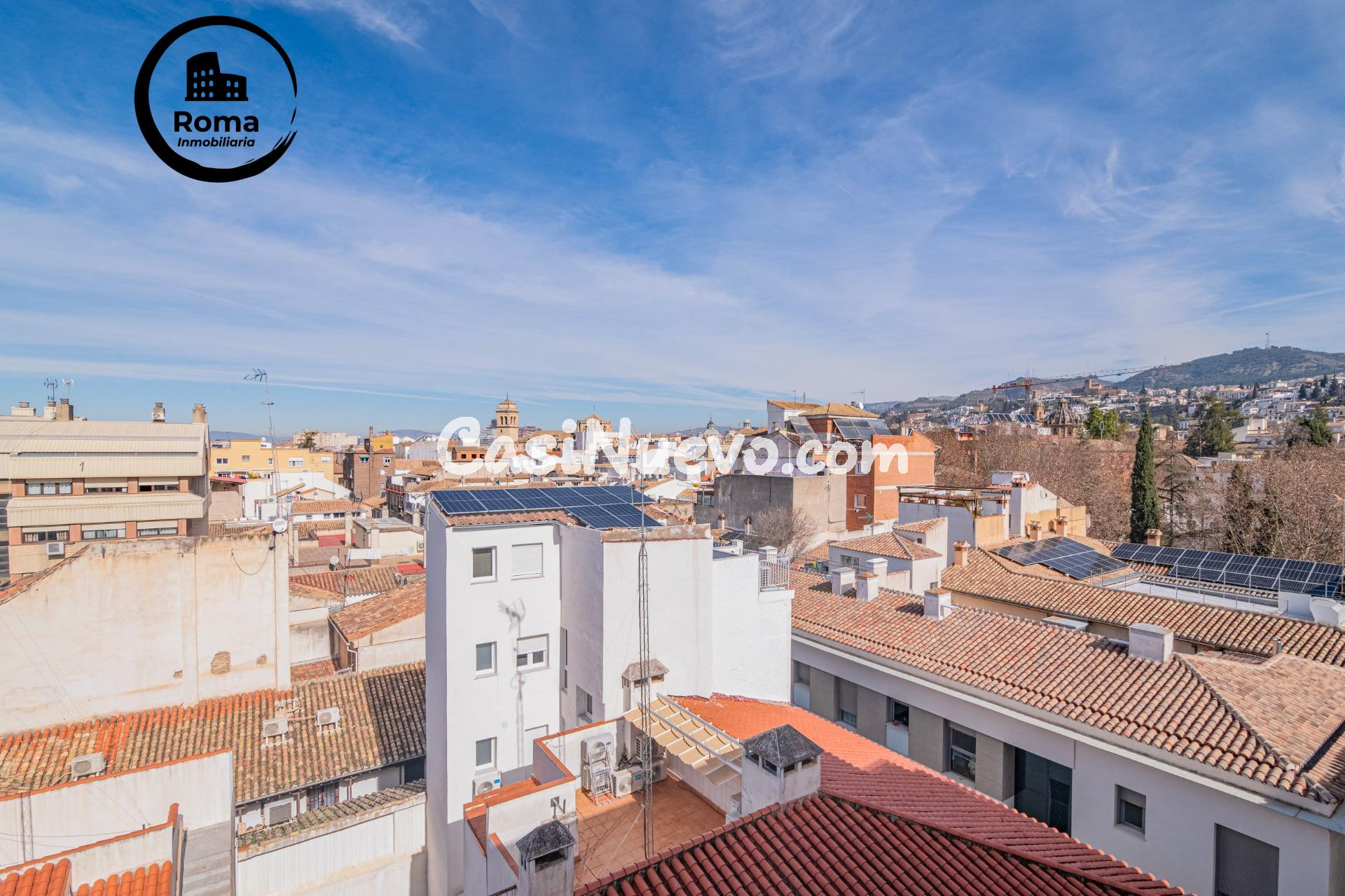 Ático céntrico espacioso con vistas despejadas - foto 28