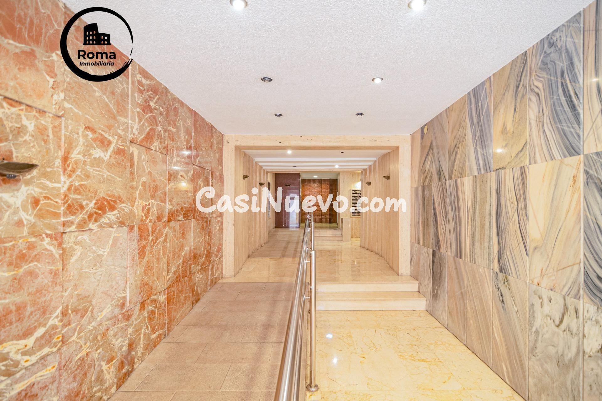 Ático céntrico espacioso con vistas despejadas - foto 30