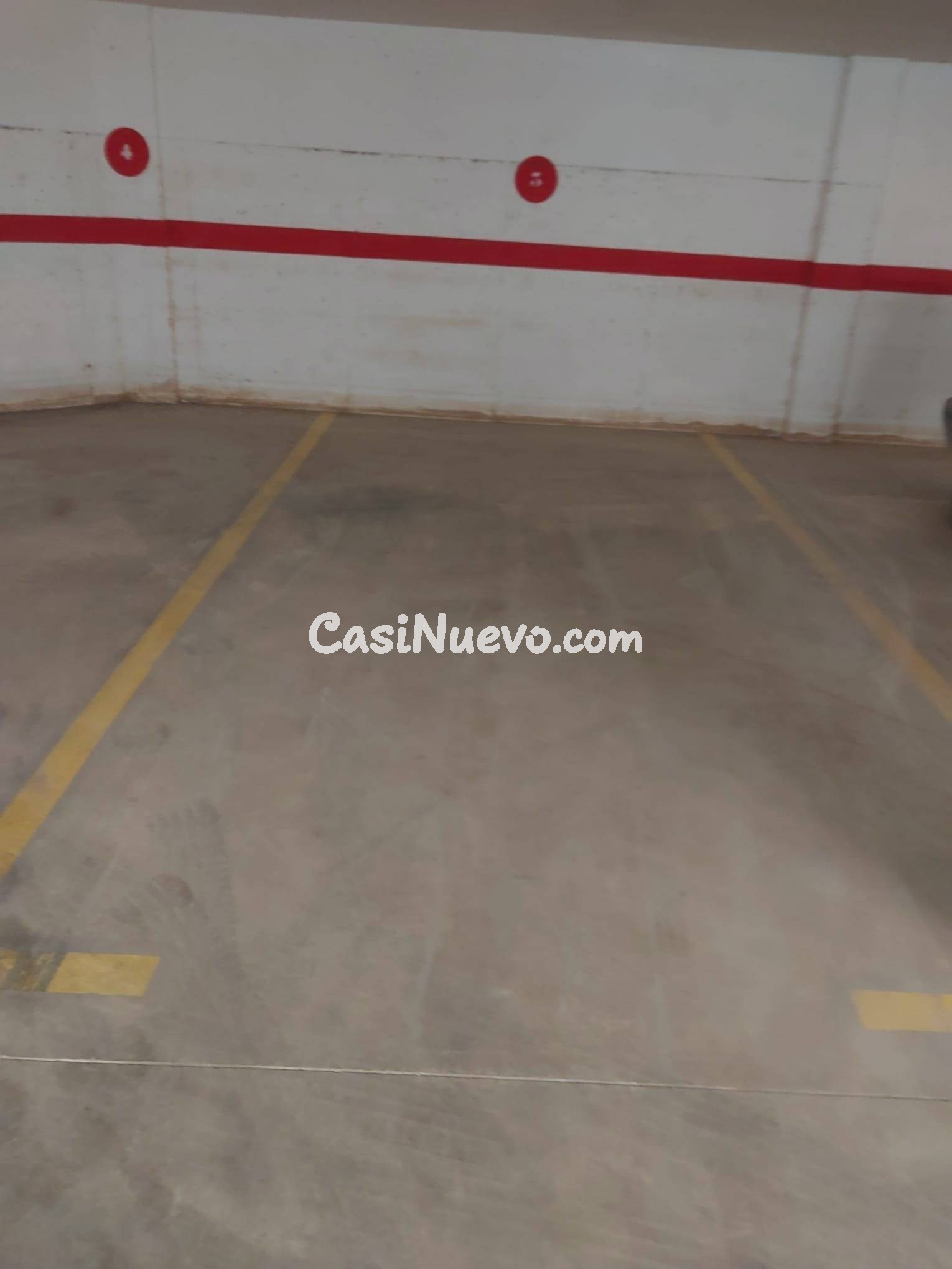 SE VENDEN PLAZAS DE GARAJE EN CALLE CARAVACA DE LA CRUZ 4, S