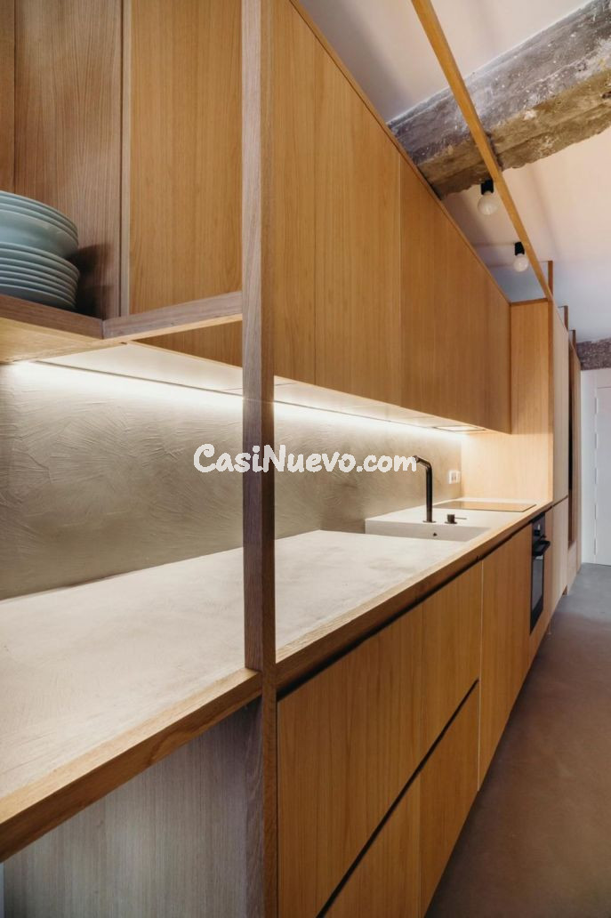 Conde Duque. Moderno 6º exterior con terraza. Amueblado. 2 d - foto 7