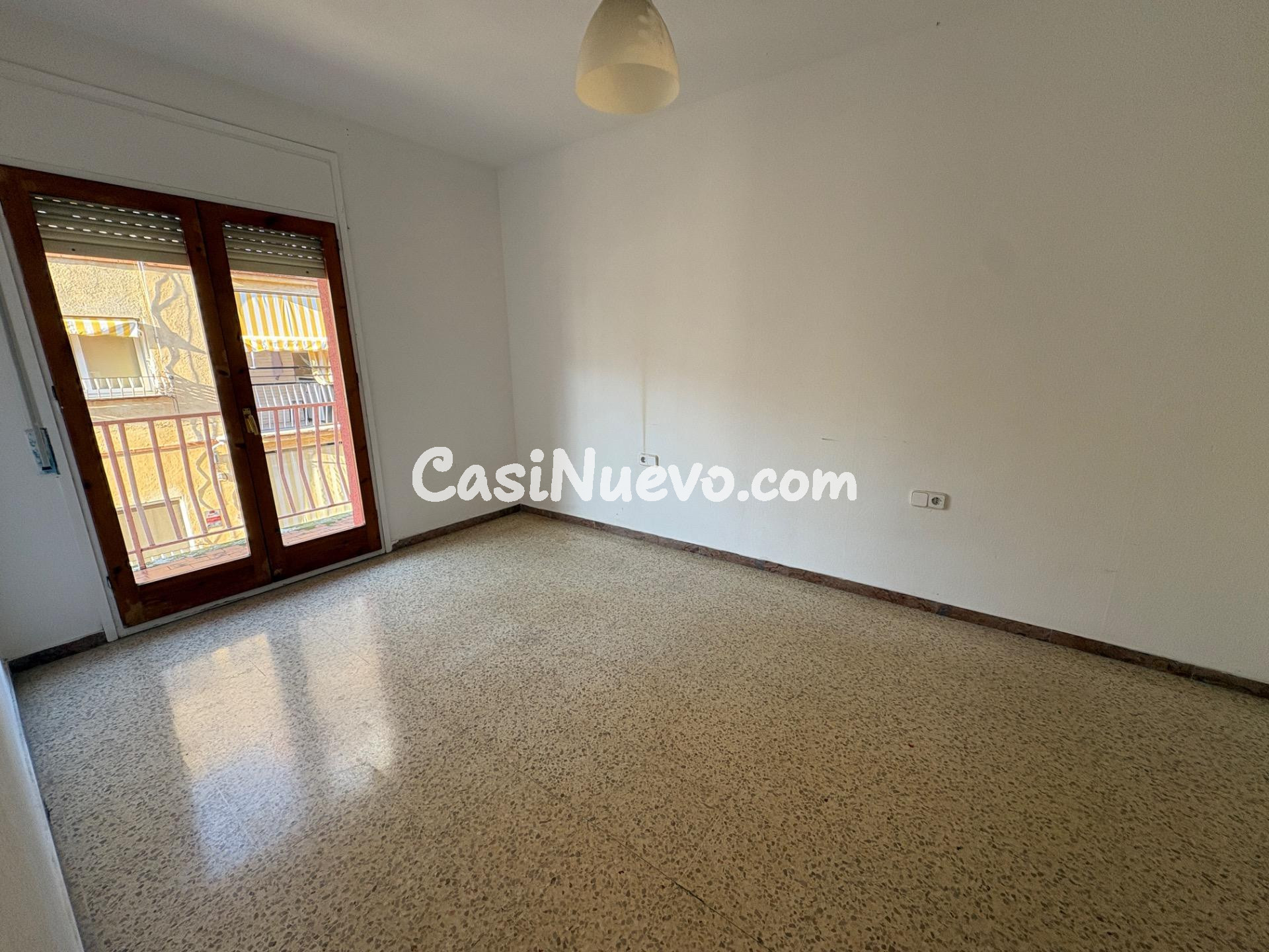 Estupendo Piso en Venta - Tranquilidad y Comodidad Asegurada - foto 2