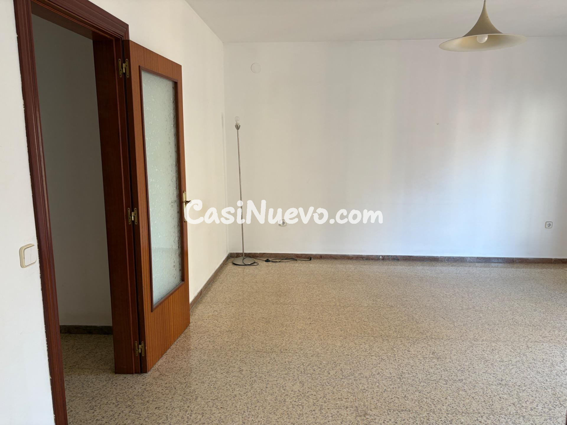 Estupendo Piso en Venta - Tranquilidad y Comodidad Asegurada - foto 5