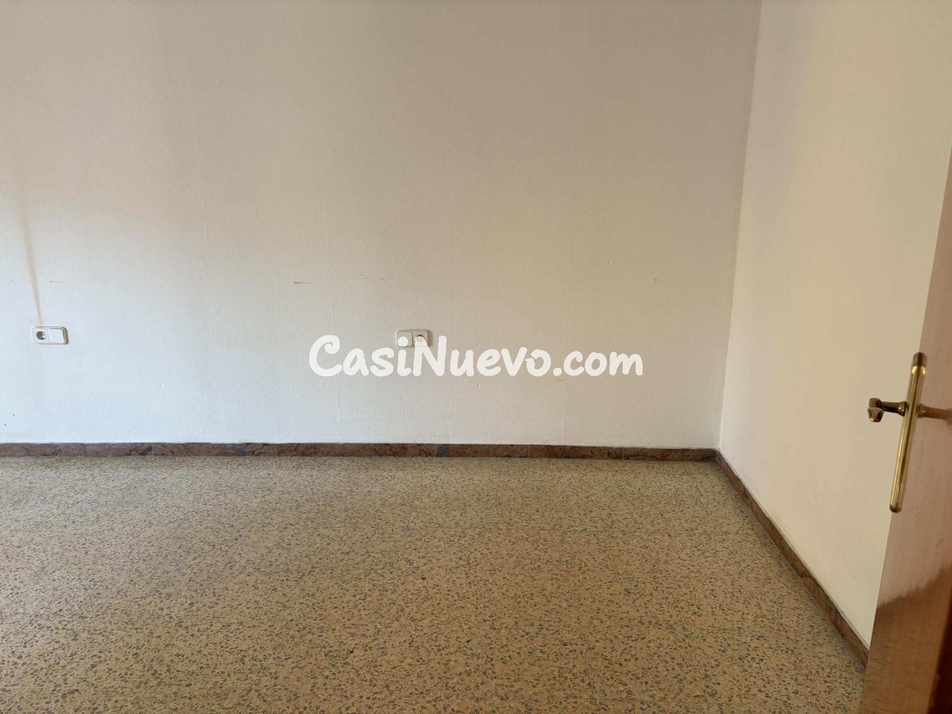 Estupendo Piso en Venta - Tranquilidad y Comodidad Asegurada - foto 6