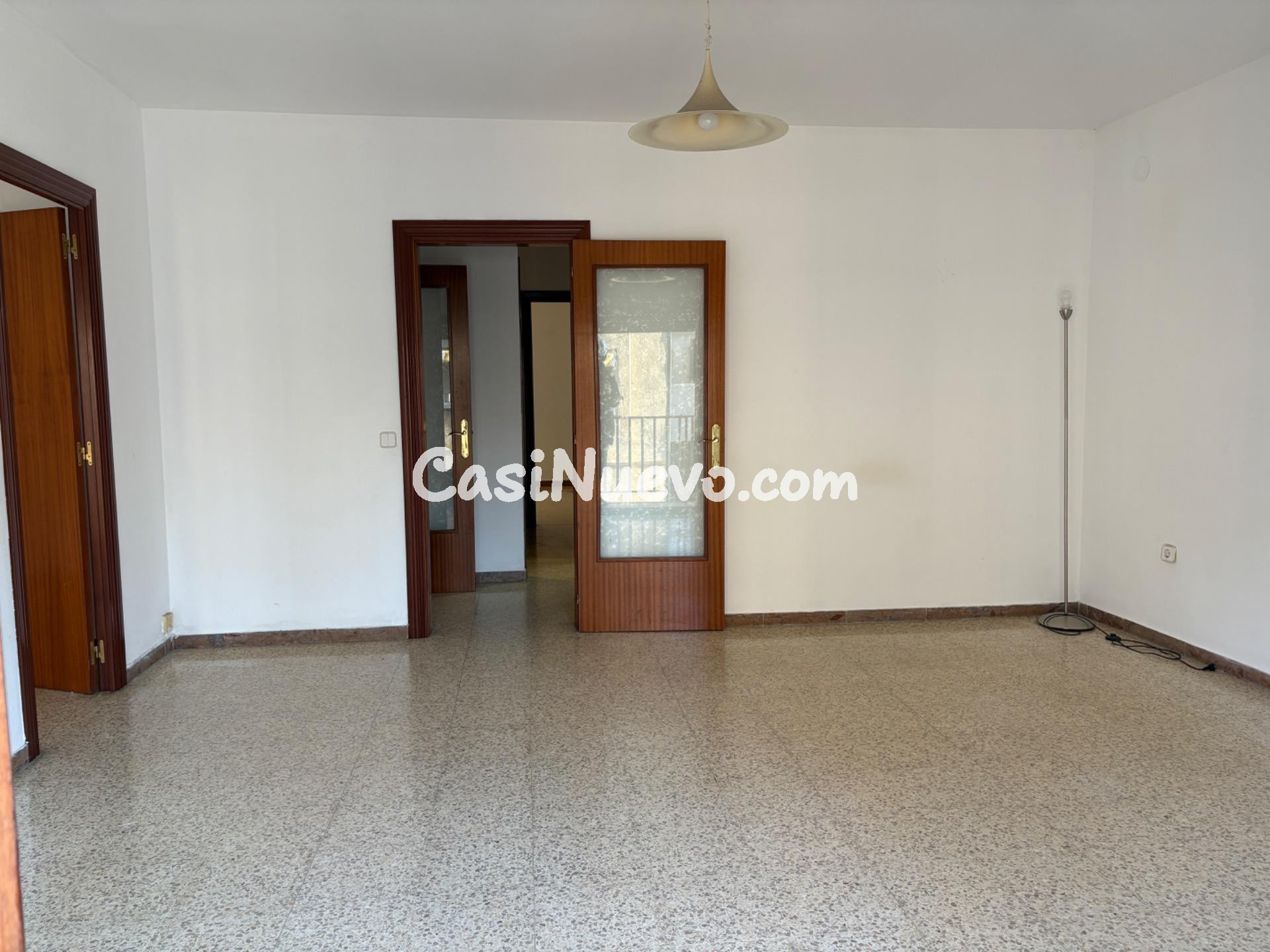 Estupendo Piso en Venta - Tranquilidad y Comodidad Asegurada - foto 38