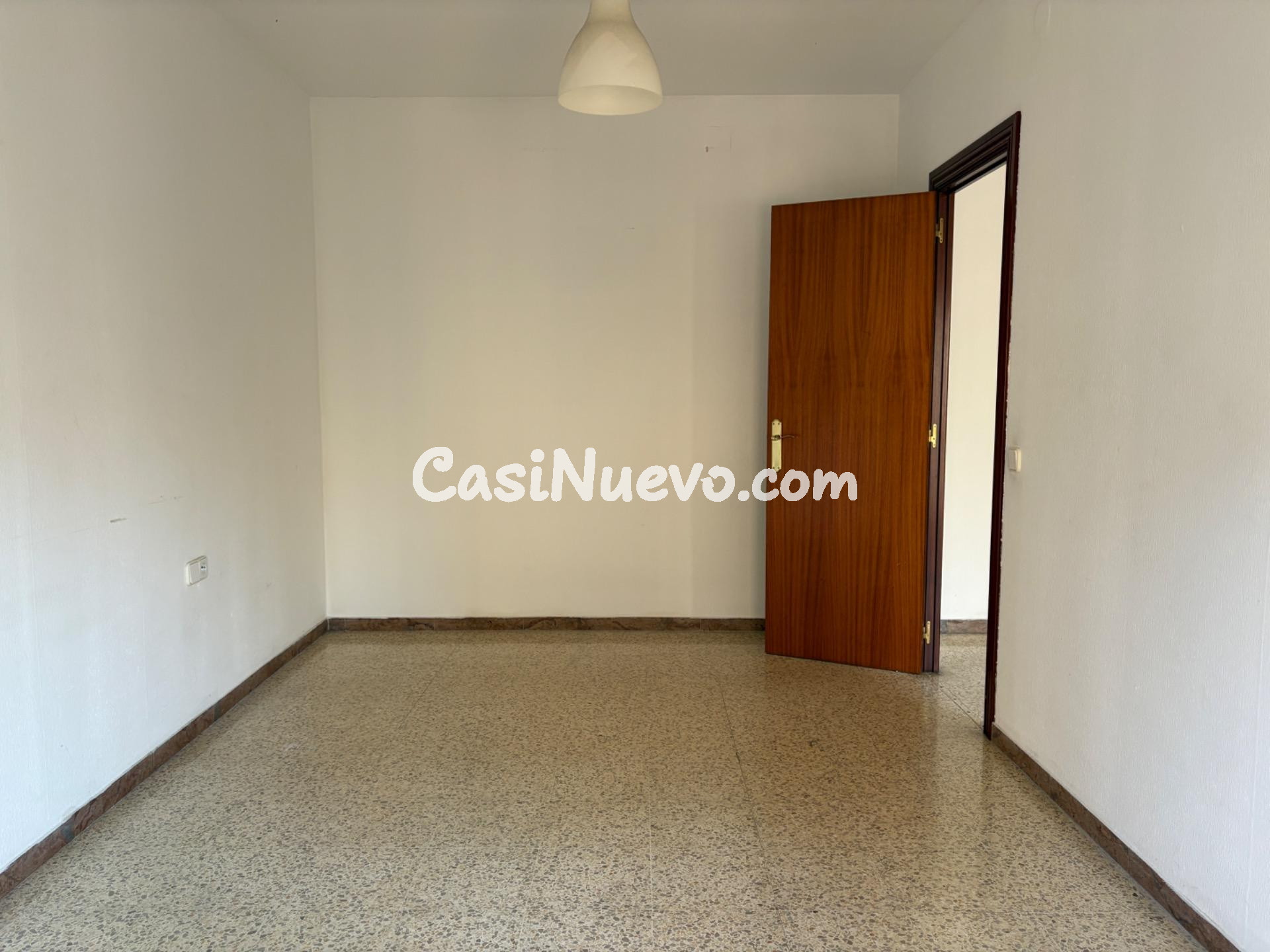 Estupendo Piso en Venta - Tranquilidad y Comodidad Asegurada - foto 39