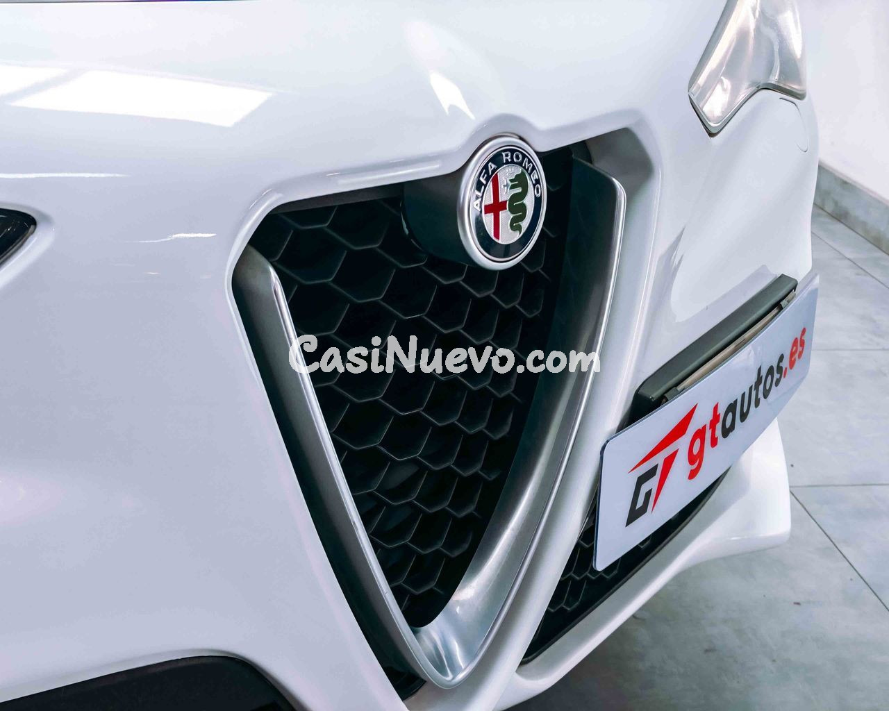 Alfa Romeo Stelvio 2.2 JTDM Super 2WD 180CV - foto 18
