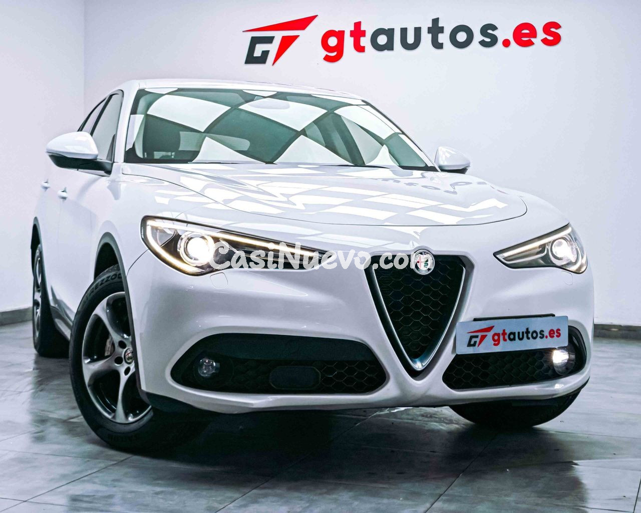 Alfa Romeo Stelvio 2.2 JTDM Super 2WD 180CV - foto 19