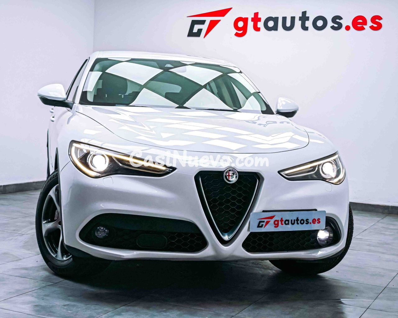 Alfa Romeo Stelvio 2.2 JTDM Super 2WD 180CV - foto 24