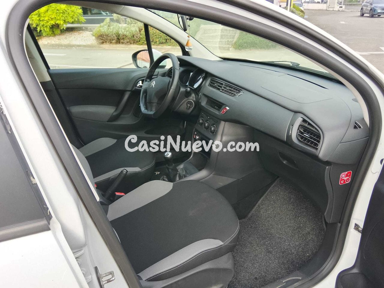 Citroën C3 1.4 HDI 70BHP LX 70 5P - foto 8