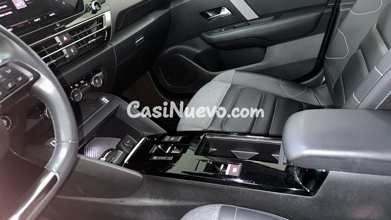 Citroën C4 1.2 PURETECH 130 S&S SHINE AUTO 130 5P - foto 16