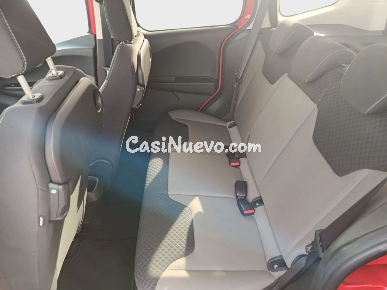 Ford Tourneo Courier 1.0 EcoBoost 74kW 100CV Titanium - foto 13