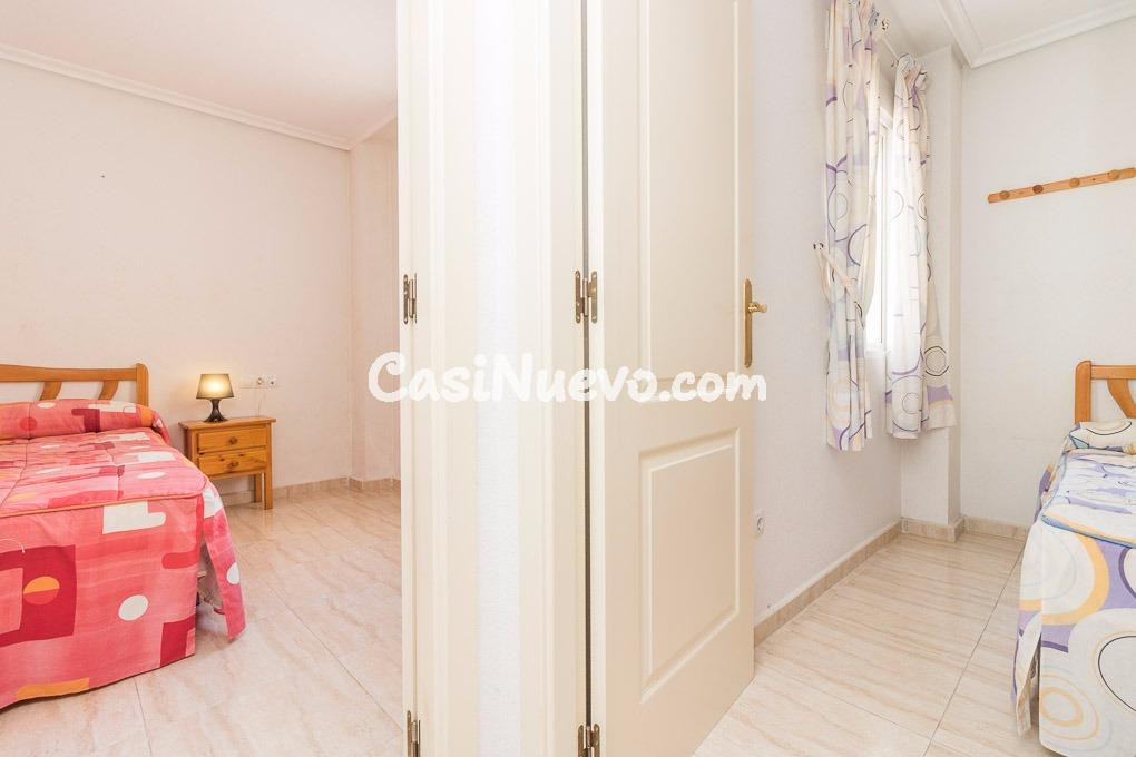 Apartamento en el centro de Torrevieja - foto 9