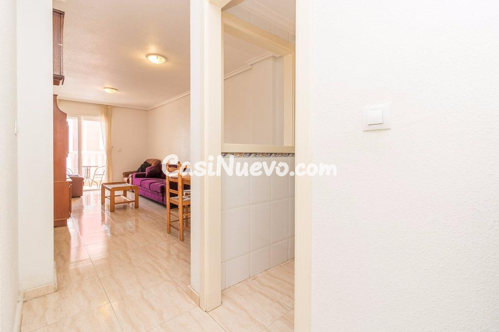Apartamento en el centro de Torrevieja - foto 11