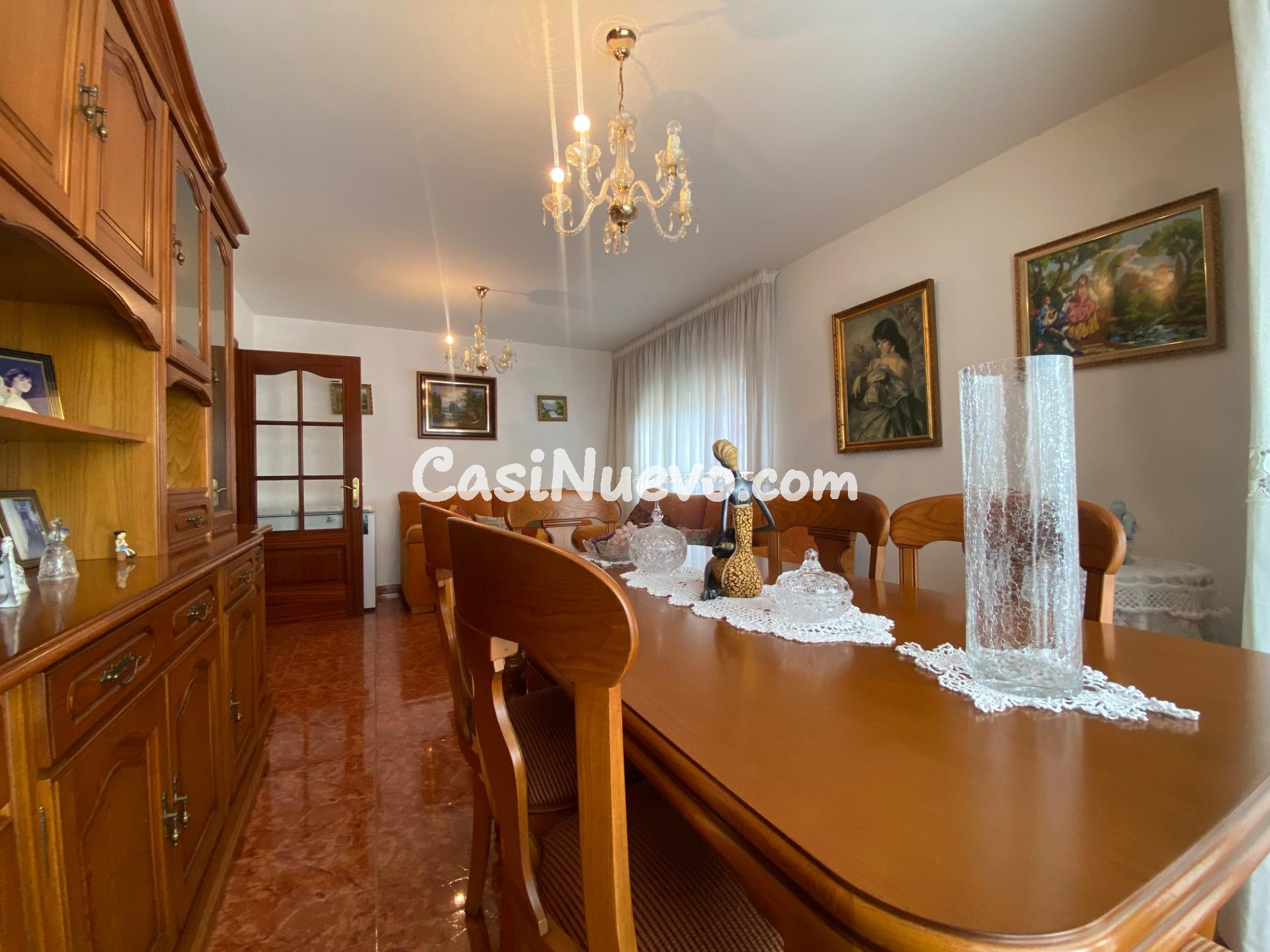 EN VENTA PISO IMPECABLE DE TRES DORMITORIOS, CON DOS BAÑOS  - foto 3