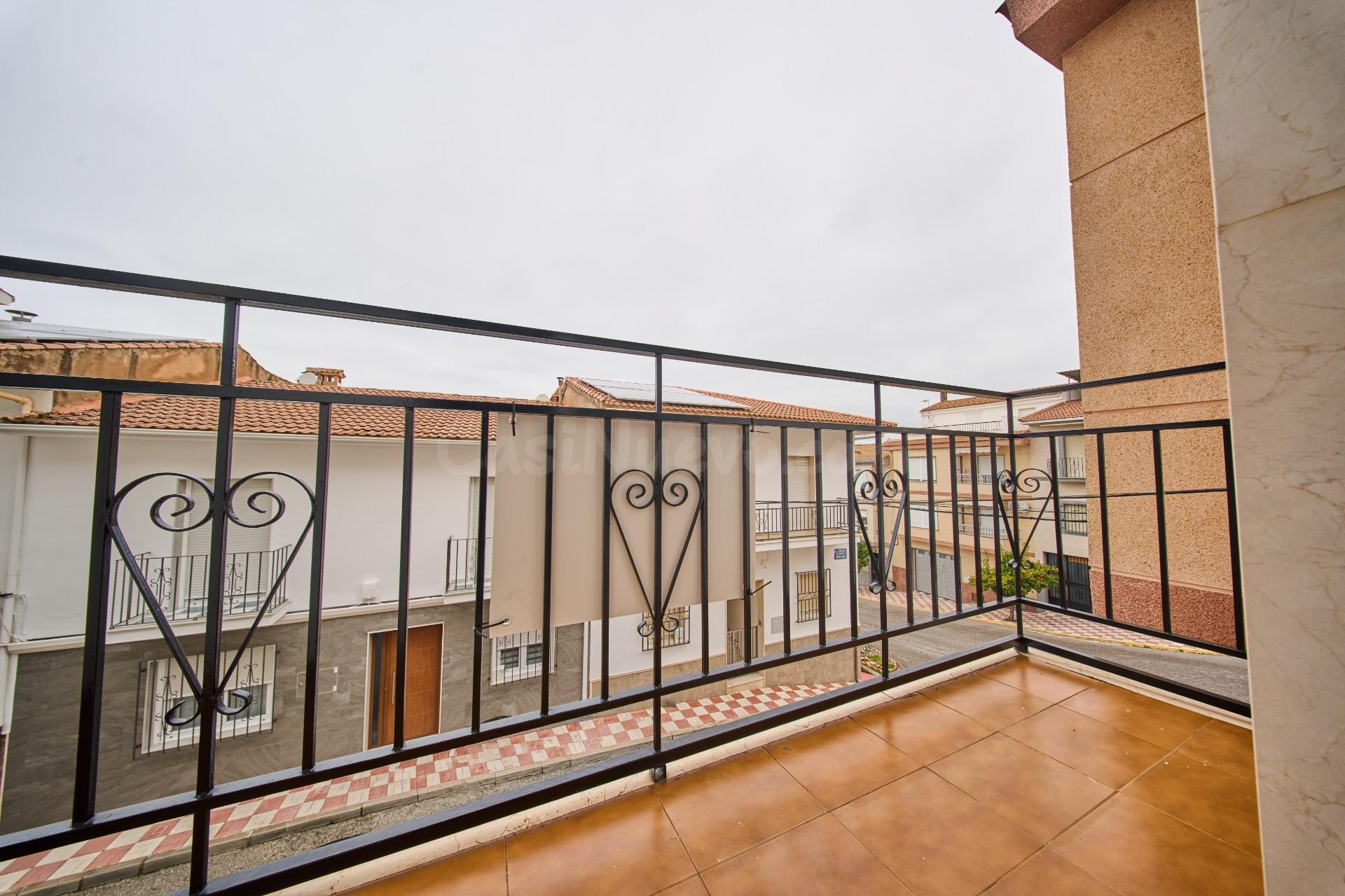 EDIFICIO SEGREGABLE EN APARTAMENTOS EN CASTILLO DE LOCUBÍN ( - foto 5