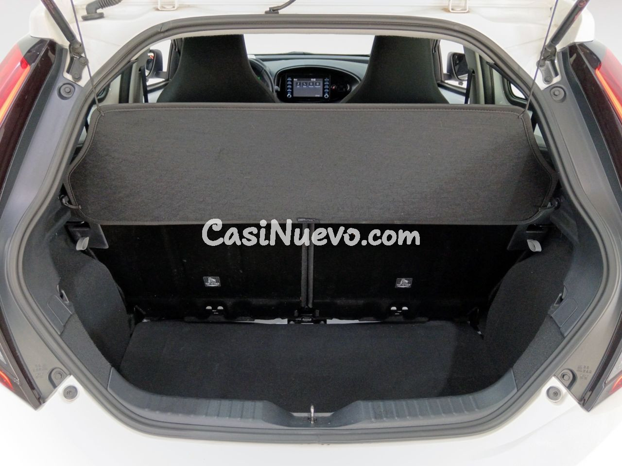 Toyota Aygo X Cross x-play - foto 11