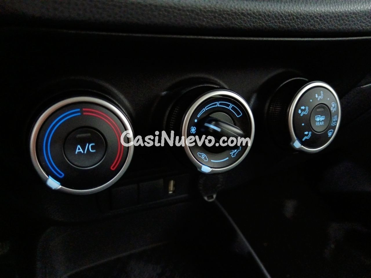 Toyota Aygo X Cross x-play - foto 18