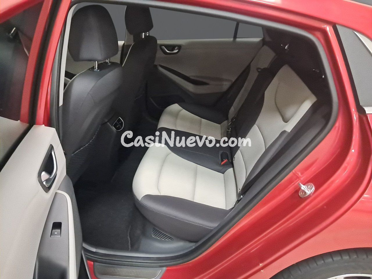 Hyundai IONIQ 1.6 GDI HEV Style DCT - foto 10