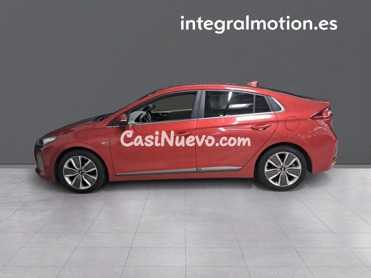 Hyundai IONIQ 1.6 GDI HEV Style DCT - foto 24