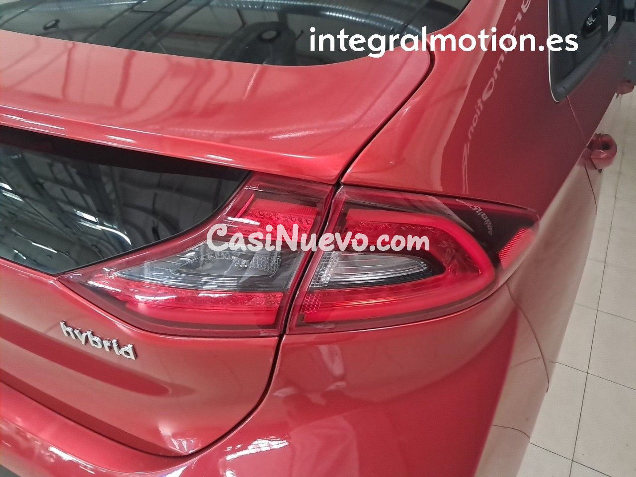 Hyundai IONIQ 1.6 GDI HEV Style DCT - foto 28