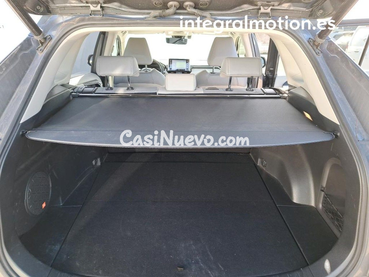 Toyota Rav4 2.5l 220H Luxury - foto 11