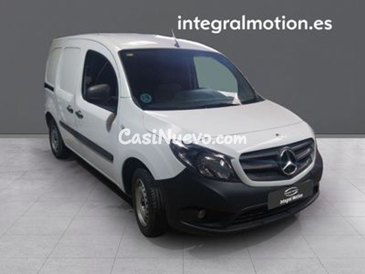 Mercedes Citan 1.5 CDI 109 FURGON 95CV - foto 2