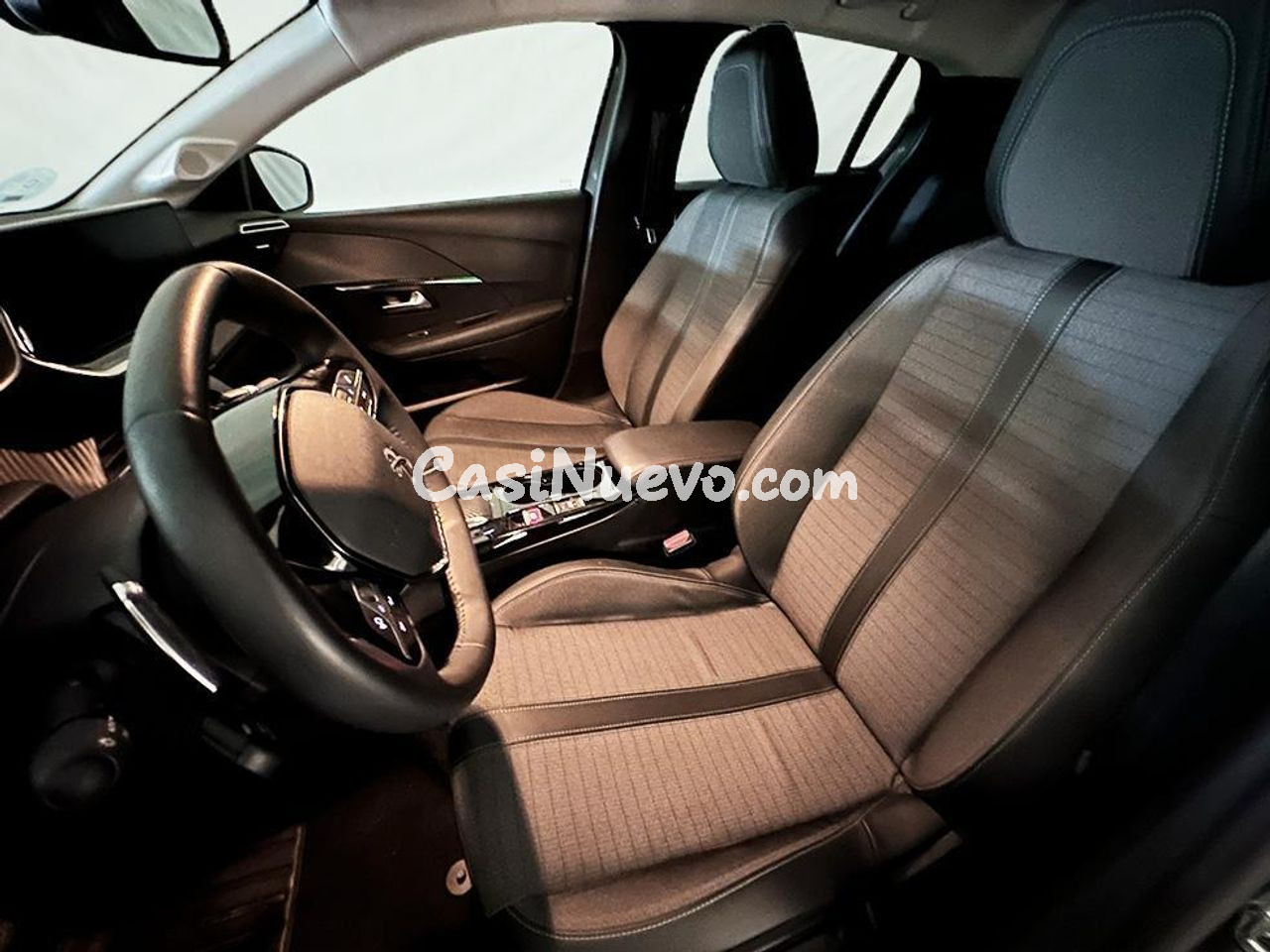 Peugeot 208 1.2 100CV Allure  Pack EAT8 - foto 16