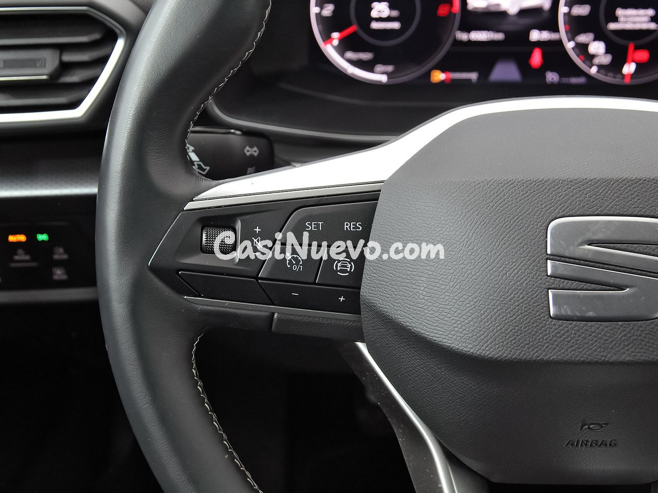 Seat Leon 1.5 TSI 85kW S&S Style 25 Aniversario - foto 9