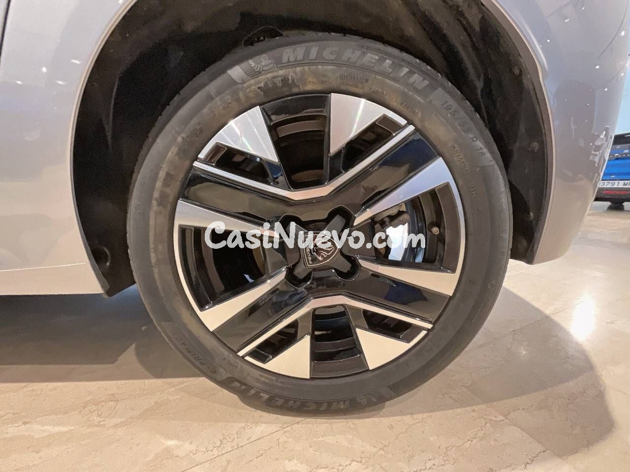 Peugeot 208 Puretech 100 Allure - foto 11