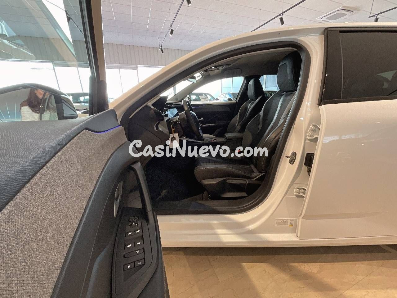 Peugeot 308 5P  Puretech 130 S&S MAN Allure Pack - foto 9