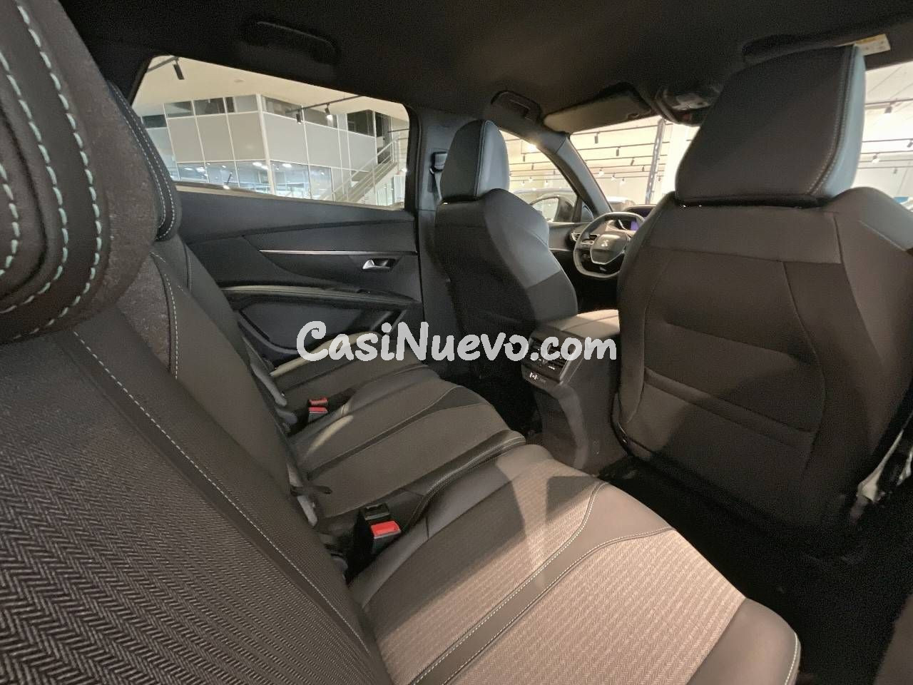 Peugeot 5008 1.2 PureTech 96KW S&S Allure Pack - foto 23